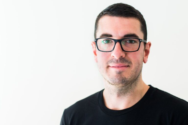 (crypto-Alex Saunders)-crypto-Alex Saunders-net-worth-social-media-news.jpg.