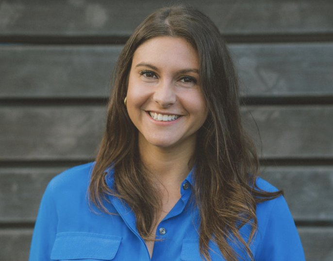 (crypto-Arianna Simpson)-crypto-Arianna Simpson-net-worth-social-media-news.jpg.