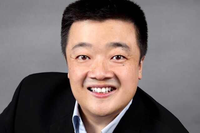 (crypto-Bobby Lee)-crypto-Bobby Lee-net-worth-social-media-news.jpg.