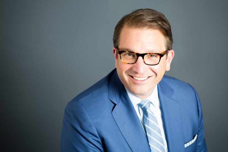 (crypto-Brian Kelly)-crypto-Brian Kelly-net-worth-social-media-news.jpg.