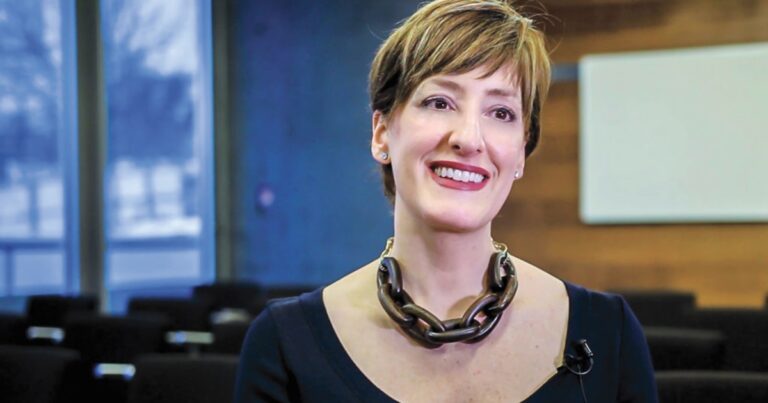 (crypto-Caitlin Long)-crypto-Caitlin Long-net-worth-social-media-news.jpg.