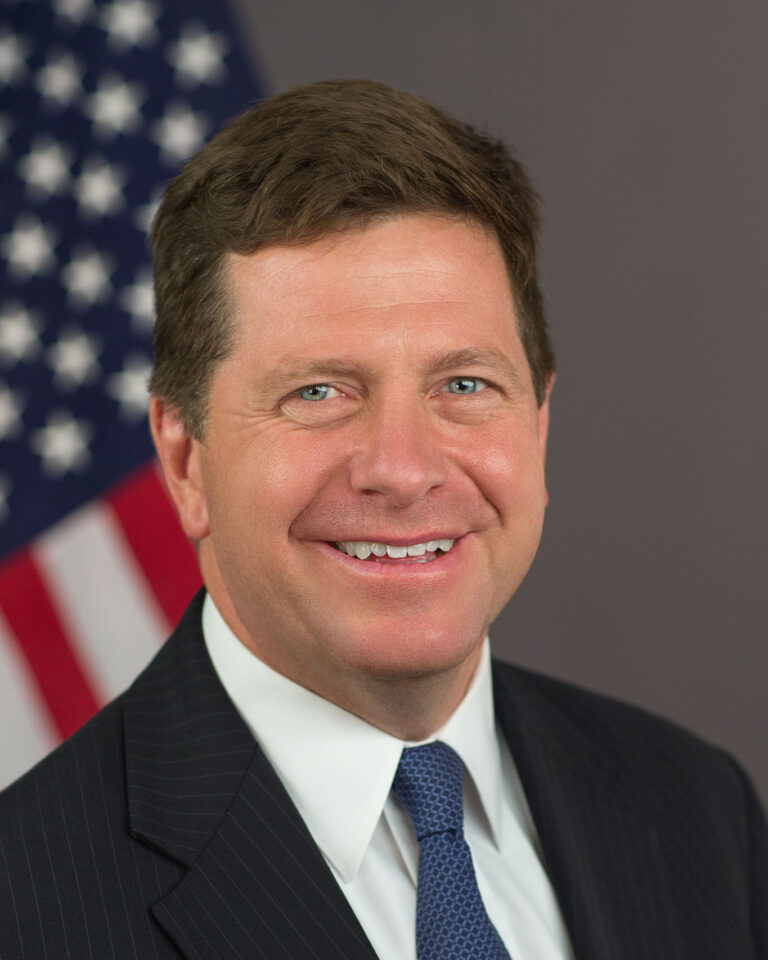 (crypto-Jay Clayton)-crypto-Jay Clayton-net-worth-social-media-news.jpg.