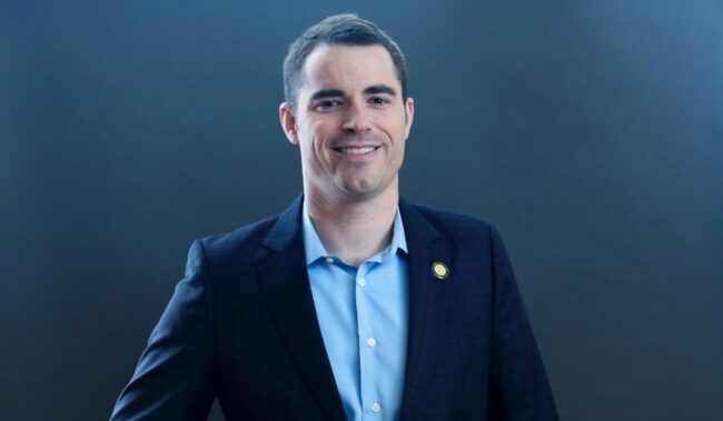 (crypto-Roger Ver)-crypto-Roger Ver-net-worth-social-media-news.jpg.