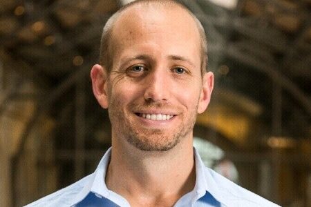 (crypto-Spencer Bogart)-crypto-Spencer Bogart-net-worth-social-media-news.jpg.