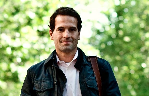 (crypto-Wences Casares)-crypto-Wences Casares-net-worth-social-media-news.jpg.